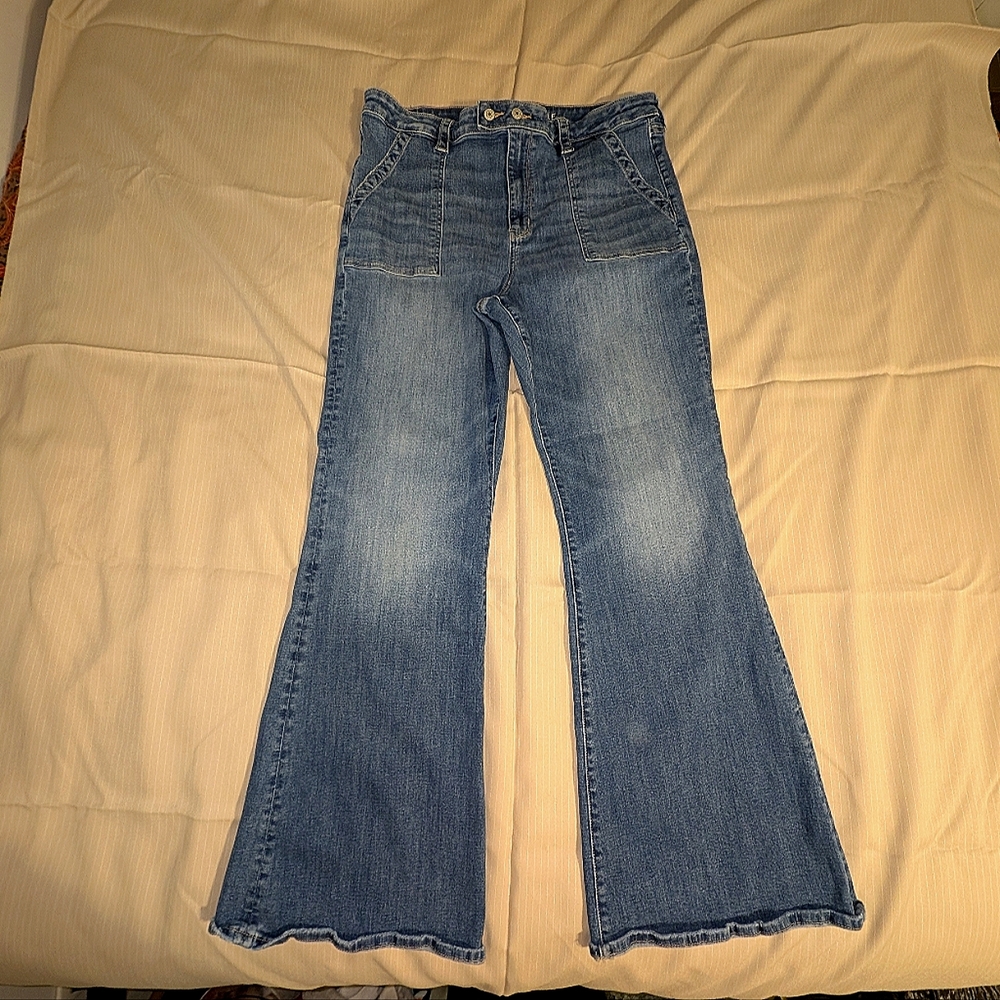 American Eagle Flare Jeans